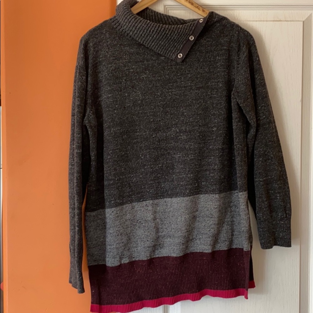 Gap Sweater with adjustable Turtleneck